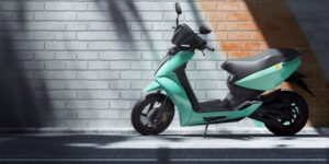 Electric Two-Wheelers Become the Optimal Choice for Daily Peak-Hour Urban Travel